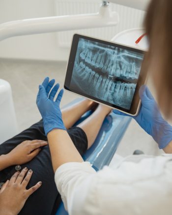 Dental Talk: Can Invisalign Provide a Straighter Smile Than Veneers?